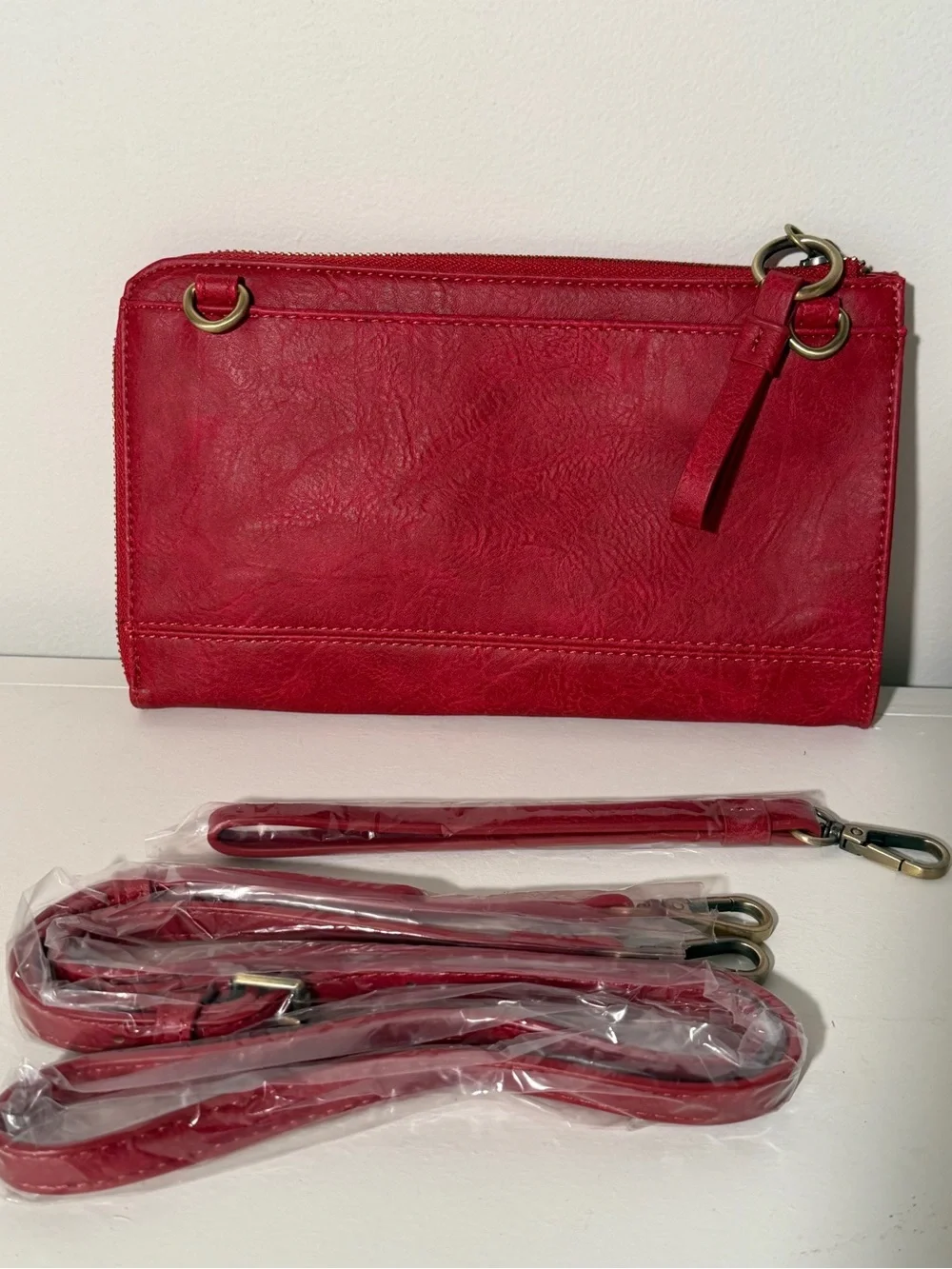 JOY Susan Brand Red Vegan Leather Convertible Crossbody Wallet/Wristlet. NWOT